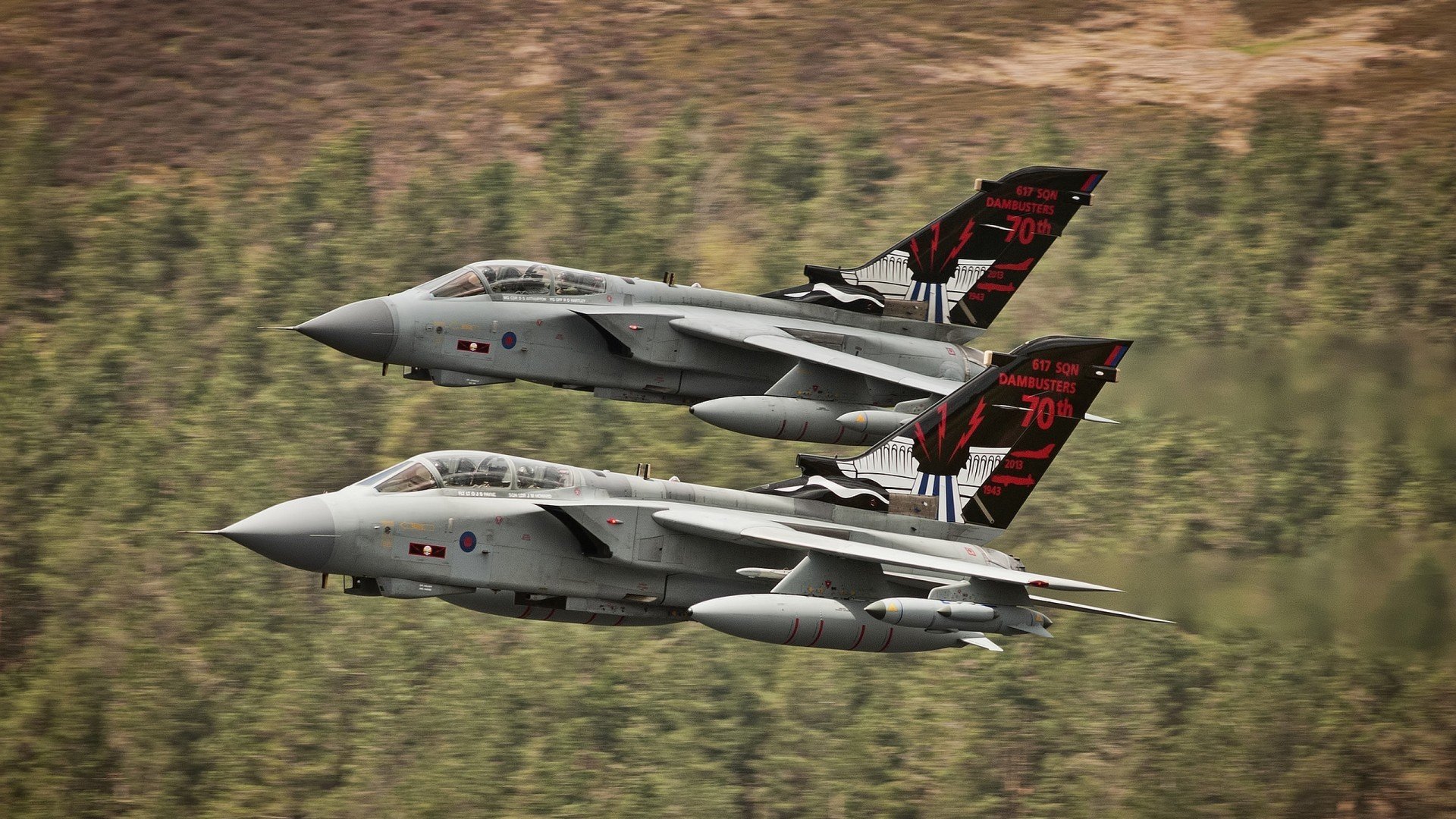 九游下载安装-国务院办公厅印发《关于以冰雪运动高质量发展激发冰雪经济活力的若干意见》。